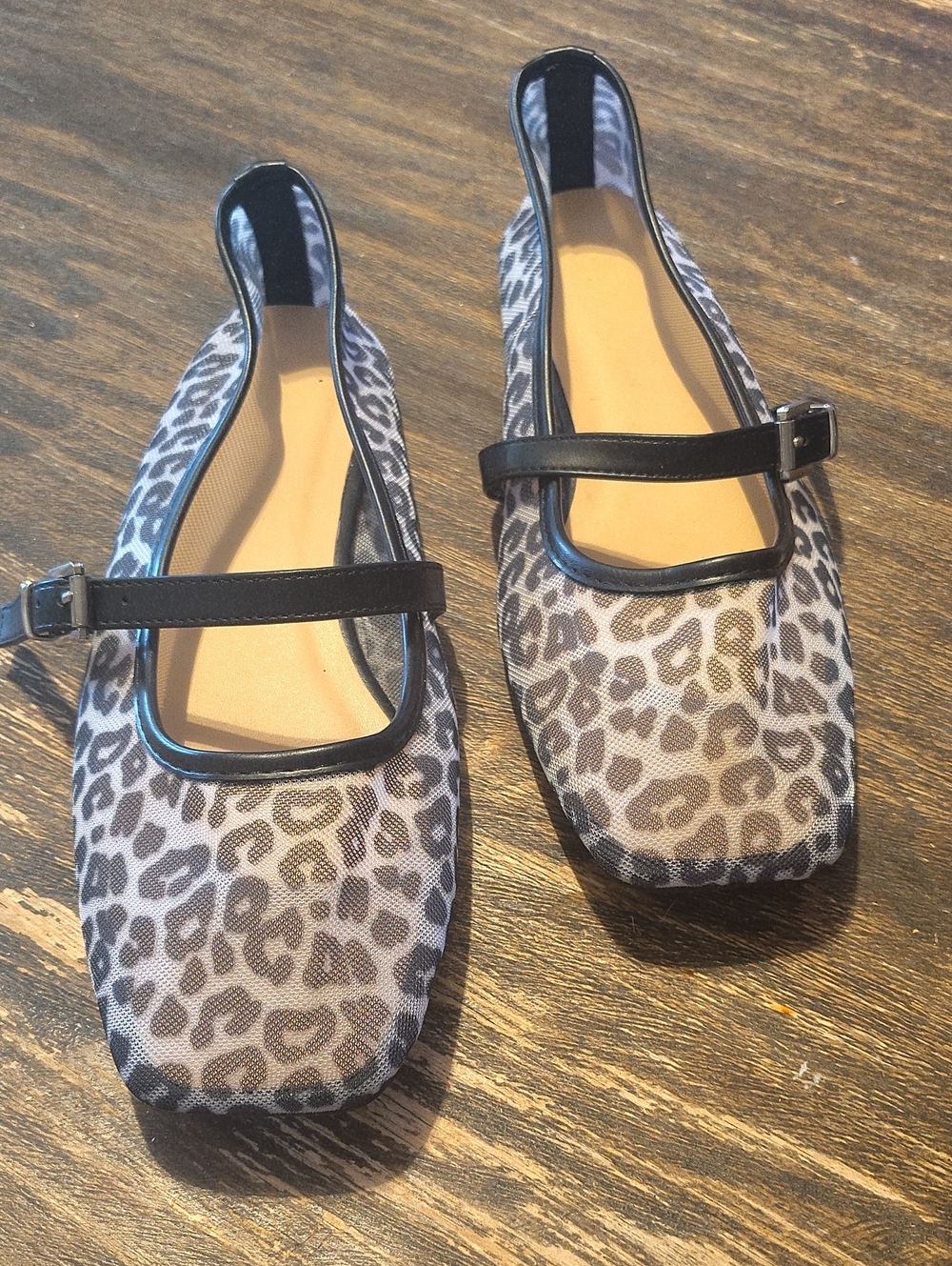 Leopard-Print Mary Jane Flats in Gray and Black Euro 41 US Size 10.5